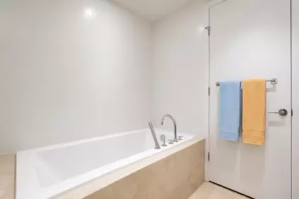 Powder Room Photo of 403 788 Arthur Erickson Place, Vancouver, BC