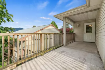 Hot Tub / Spa Photo of 46279 Chilliwack Central Road, Chilliwack, BC