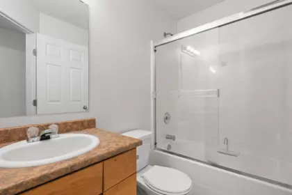 Walk-In Closet Photo of 46279 Chilliwack Central Road, Chilliwack, BC