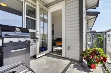 Mudroom Photo of 407 550 Seaborne Place, Port Coquitlam, BC