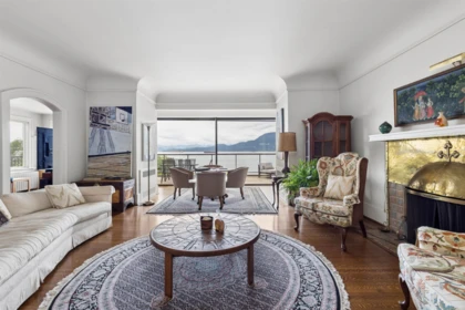 Hallway Photo of 2651 Point Grey Road, Vancouver, BC