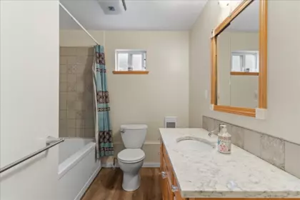 Mudroom Photo of 31191 Front Street, Yale, BC