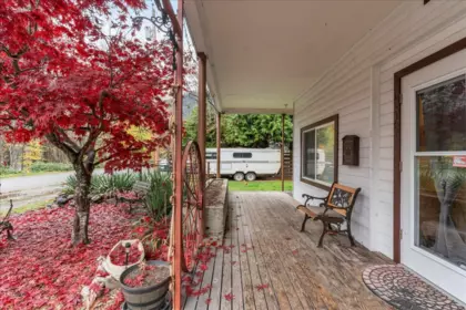 Outdoor Deck Photo of 31191 Front Street, Yale, BC
