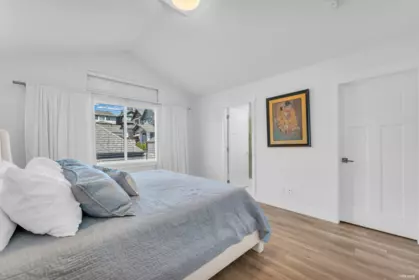 Mudroom Photo of 16477 21 Avenue, Surrey, BC