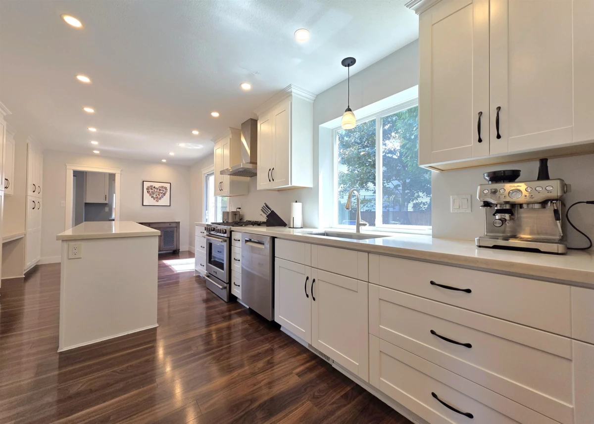 Living Room Photo of 20986 93a Avenue, Langley, BC