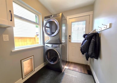 Guest Bathroom Photo of 20986 93a Avenue, Langley, BC