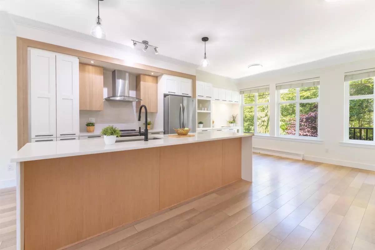 Dining Area Photo of 51 6350 142 Street, Surrey, BC