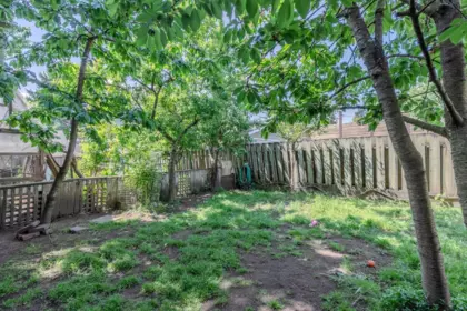 Backyard Photo of 17360 58a Avenue, Surrey, BC
