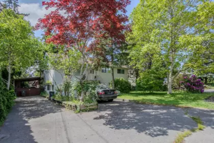 17360 58a Avenue, Surrey, BC, Surrey — Single Family Residence for sale