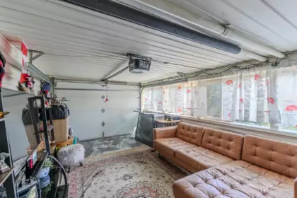 Garage Interior Photo of 17360 58a Avenue, Surrey, BC