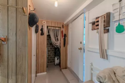Mudroom Photo of 17360 58a Avenue, Surrey, BC