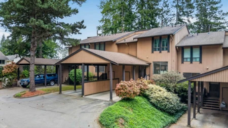Outdoor Kitchen Photo of 32 3015 Trethewey Street, Abbotsford, BC