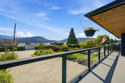 575 N Dollarton Highway, North Vancouver, BC, North Vancouver — Single Family Residence for sale