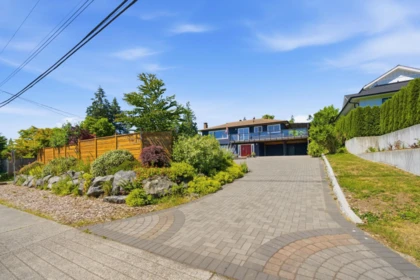 Outdoor Kitchen Photo of 575 N Dollarton Highway, North Vancouver, BC