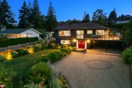 575 N Dollarton Highway, North Vancouver, BC