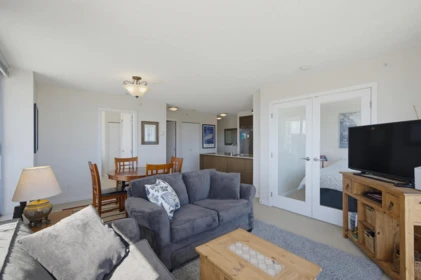 Breakfast Nook Photo of 2307 2980 Atlantic Avenue, Coquitlam, BC