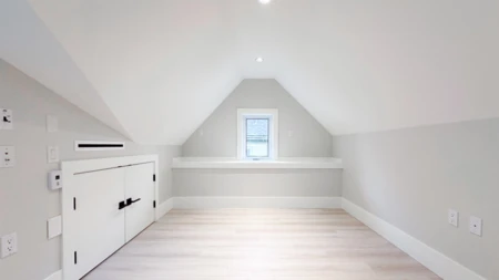 Hot Tub / Spa Photo of 2373 W 7th Avenue, Vancouver, BC