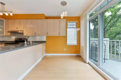 8 7500 Cumberland Street, Burnaby, BC, Burnaby — Townhouse for sale