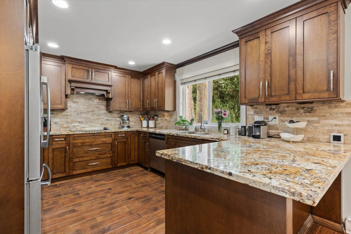 Family Room Photo of 49322 Neville Road, Sardis - Chwk River Valley, BC