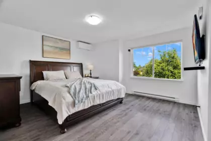 Bedroom 3 Photo of 5653 148a Street, Surrey, BC