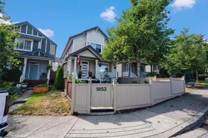 Garden / Landscaping Photo of 5653 148a Street, Surrey, BC