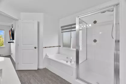 Powder Room Photo of 5653 148a Street, Surrey, BC