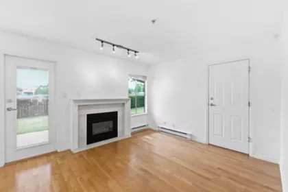 Staircase Photo of 62 19160 119 Avenue, Pitt Meadows, BC