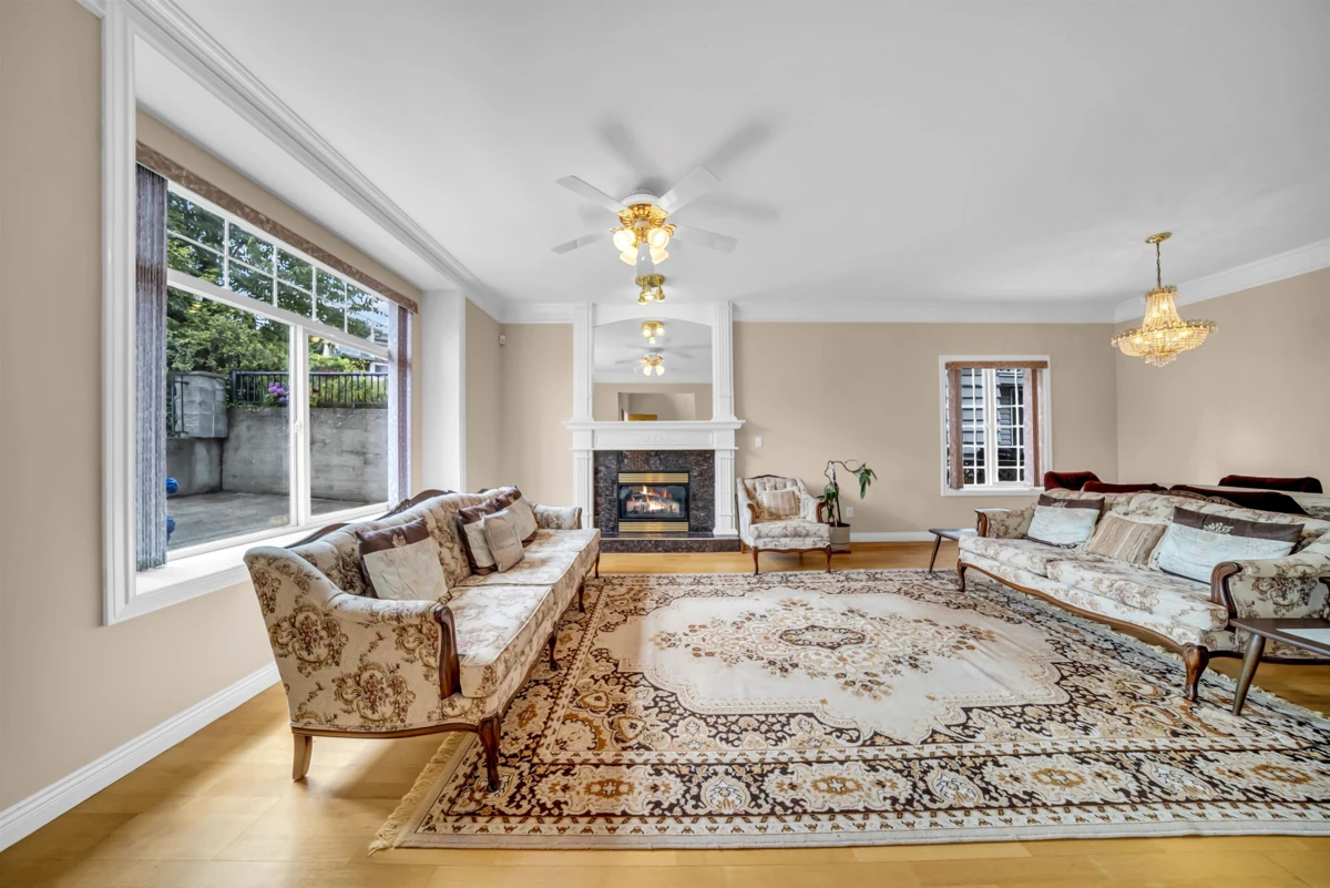 Dining Area Photo of 4049 Curle Avenue, Burnaby, BC