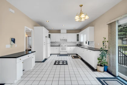 Breakfast Nook Photo of 4049 Curle Avenue, Burnaby, BC
