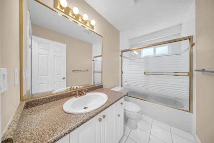 Primary Bathroom Photo of 4049 Curle Avenue, Burnaby, BC