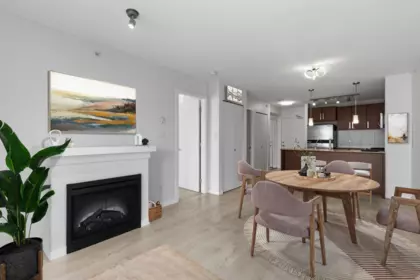 Breakfast Nook Photo of 2701 9888 Cameron Street, Burnaby, BC
