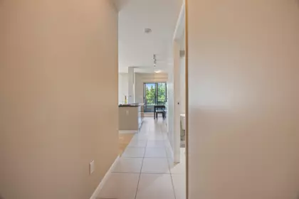 605 6833 Station Hill Drive, Burnaby, BC, Burnaby — Apartment/Condo for sale