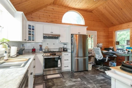 Breakfast Nook Photo of 25330 72 Avenue, Langley, BC