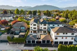 3 6682 Napier Street, Burnaby, BC