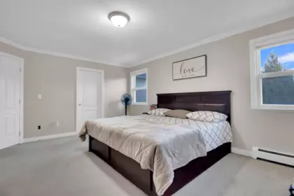 Basement Recreation Room Photo of 7690 146a Street, Surrey, BC