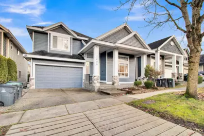 7690 146a Street, Surrey, BC, Surrey — Single Family Residence for sale