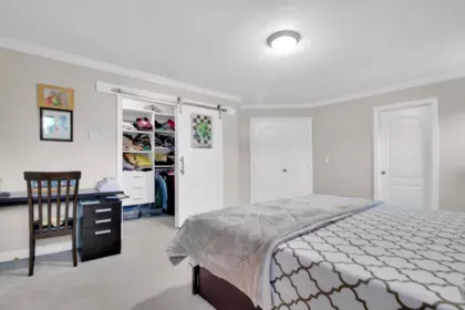 Laundry Room Photo of 7690 146a Street, Surrey, BC