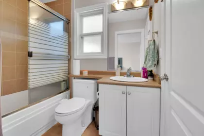 Loft / Bonus Room Photo of 7690 146a Street, Surrey, BC