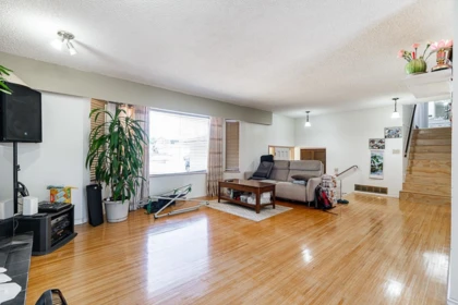 9071 No. 4 Road, Richmond, BC, Richmond — Single Family Residence for sale