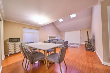 4 9700 Blundell Road, Richmond, BC, Richmond — Townhouse for sale