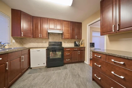 4 9700 Blundell Road, Richmond, BC, Richmond — Townhouse for sale