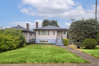 2137 20th Avenue, Vancouver, BC, Vancouver — Single Family Residence for sale