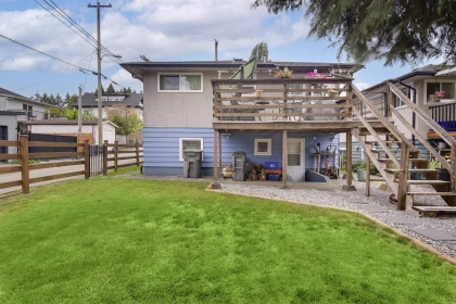 Kitchen Photo of 2137 20th Avenue, Vancouver, BC