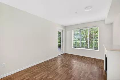105 14859 100 Avenue, Surrey, BC, Surrey — Apartment/Condo for sale
