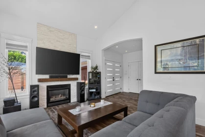 Breakfast Nook Photo of 34783 Brealey Court, Mission, BC