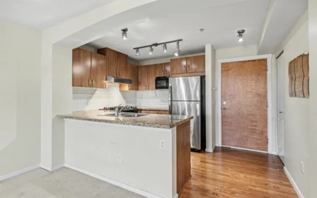 Kitchen Photo of 201 3082 Dayanee Springs Boulevard, Coquitlam, BC