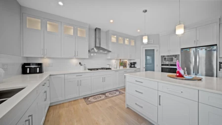 14551 61 Avenue, Surrey, BC, Surrey — Single Family Residence for sale