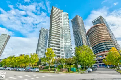 3005 2289 Yukon Crescent, Burnaby, BC, Burnaby — Apartment/Condo for sale