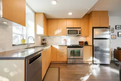 Breakfast Nook Photo of 2330 Windsor Street, Vancouver, BC