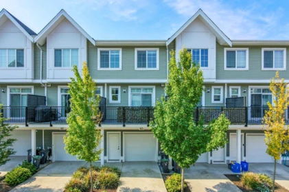 Swimming Pool Photo of 83 20180 84 Avenue, Langley, BC